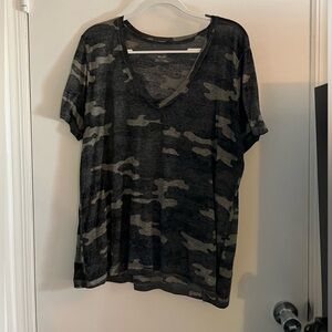 Women’s Lucky Brand xl camouflage T shirt